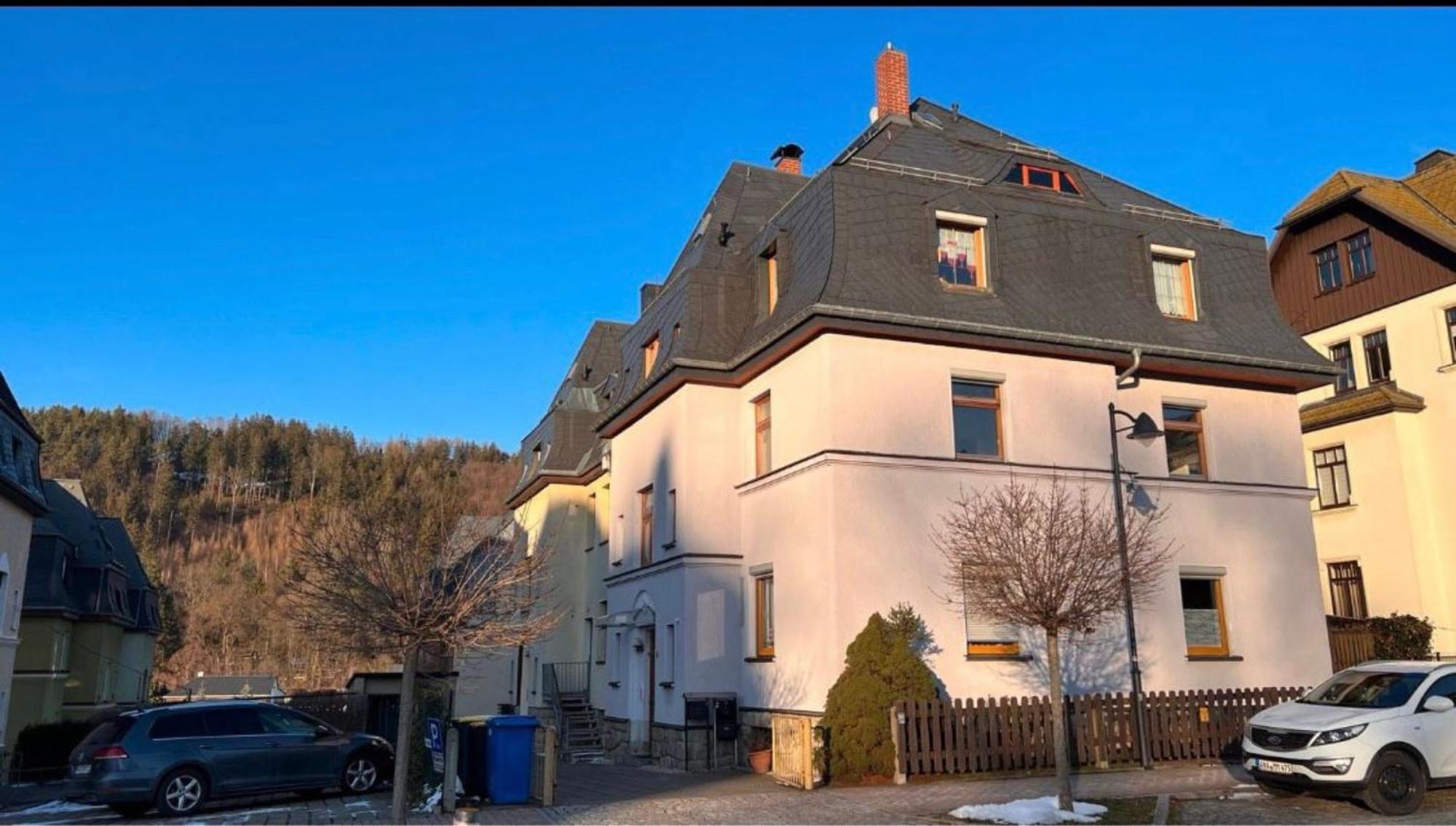 Stilvolles City-Apartment I Netflix I Wlan L Stellplatz I Zentral Schwarzenberg  Eksteriør bilde